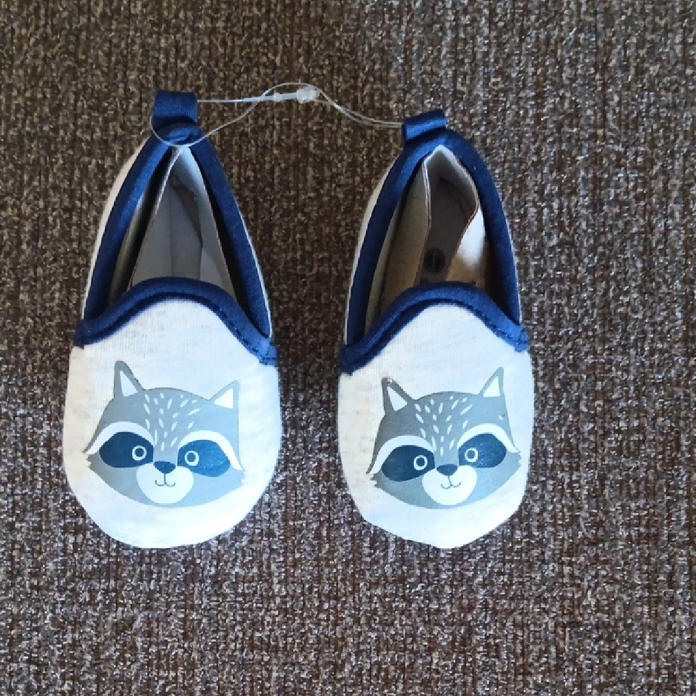 Blue and White Raccoon Baby 3-6 Mon Slippers. So Cute!! Brand New.